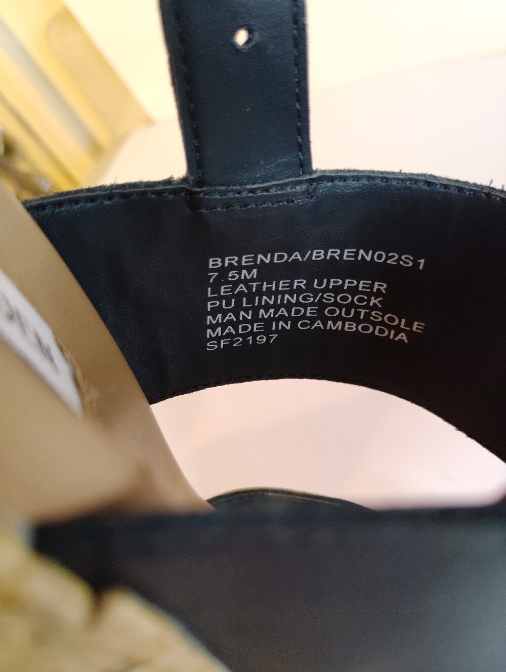 Steve Madden Black Leather Double-Strap Women's Sandals - Picture 8 of 8